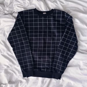 F496 Grid Print Sweater